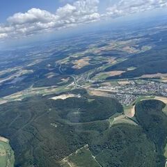 Flugwegposition um 13:00:35: Aufgenommen in der Nähe von Landkreis Tuttlingen, Deutschland in 2300 Meter